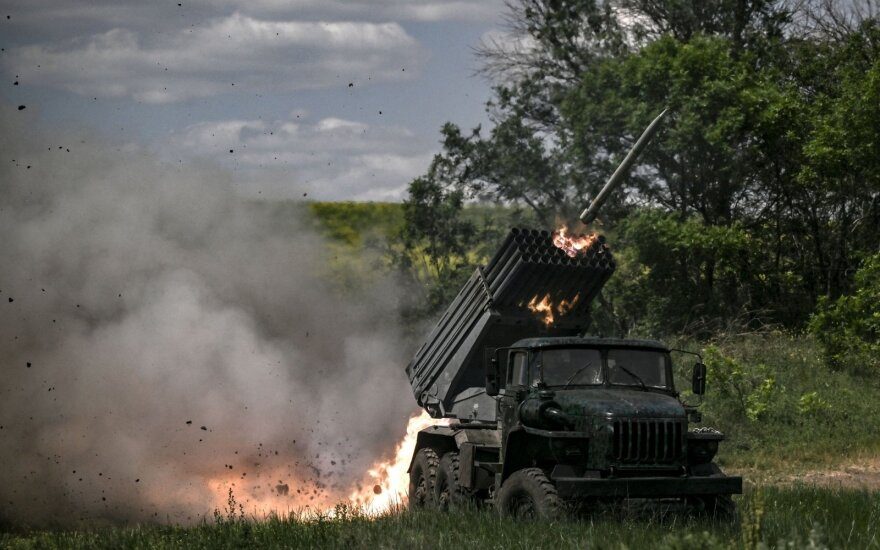 JK nusiųs į Ukrainą daugiau daugkartinio paleidimo raketų sistemų