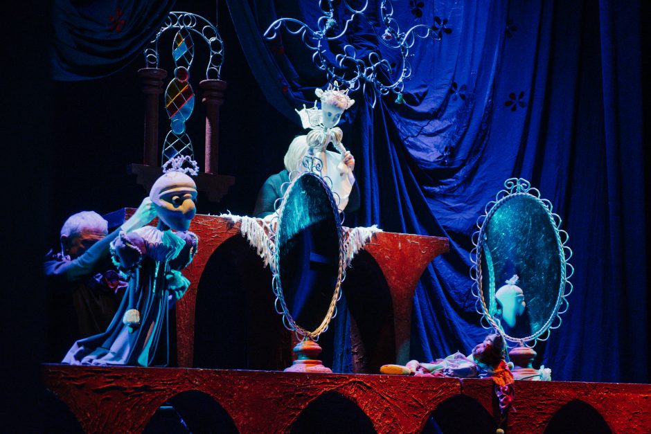 Lėlių teatras kviečia patirti žiemos pasakų stebuklų
