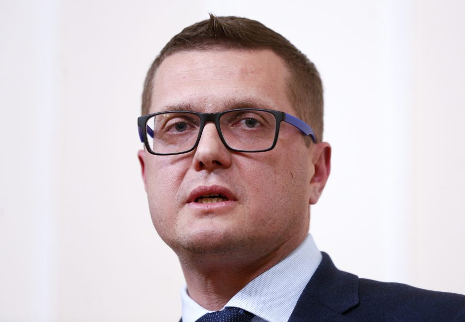 Ukrainos parlamentas nubalsavo atleisti saugumo tarnybos vadovą ir generalinę prokurorę