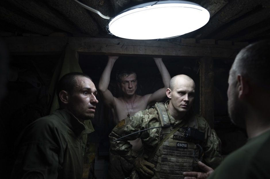 Karas: Ukrainos kariuomenė skelbia atsitraukusi iš Lysyčansko