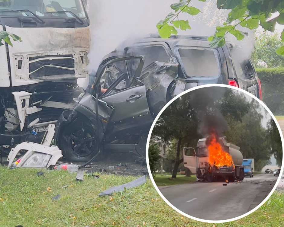 Kretingos rajone – šiurpi avarija: kartu su automobiliu sudegė vairuotojas