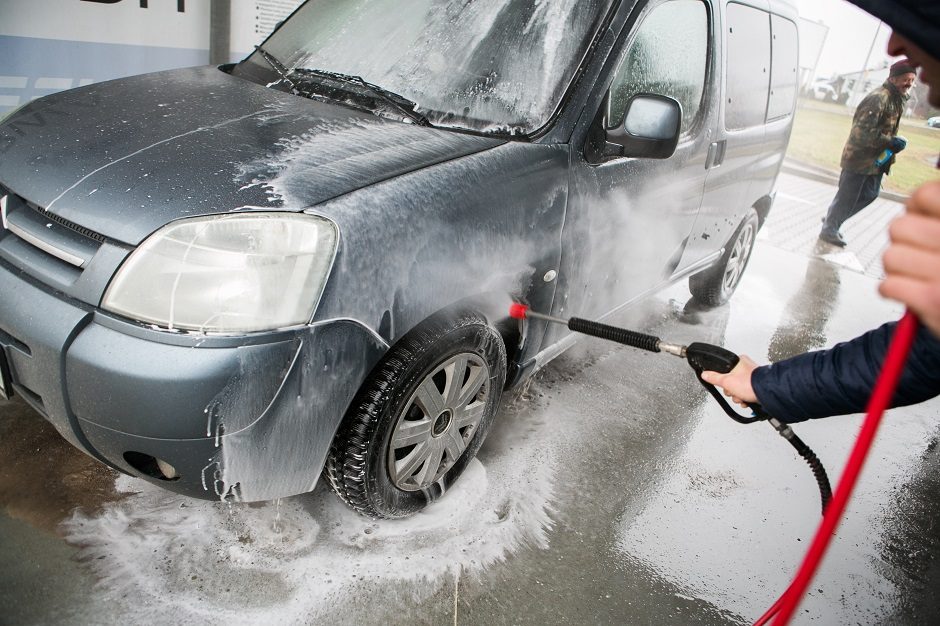 Atsargiai: automobilio gražinimas gali baigtis nuostoliais