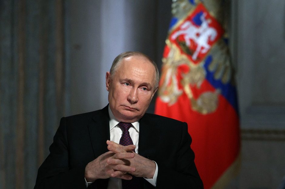 V. Putinas: panaudotume branduolinius ginklus, jei iškiltų grėsmė mūsų suverenitetui