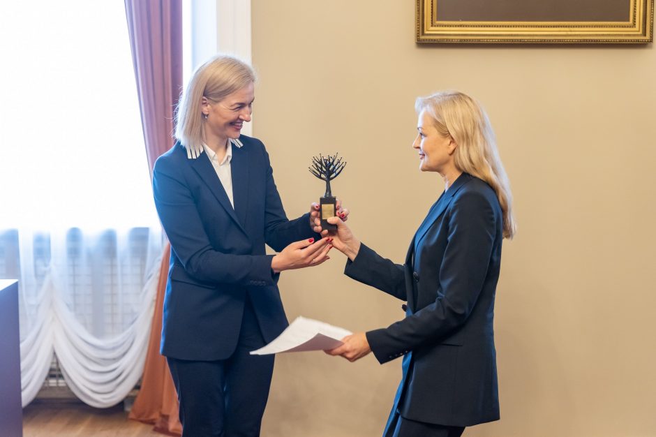 Vilniaus mero premija įteikta dviem poezijos kūrėjams