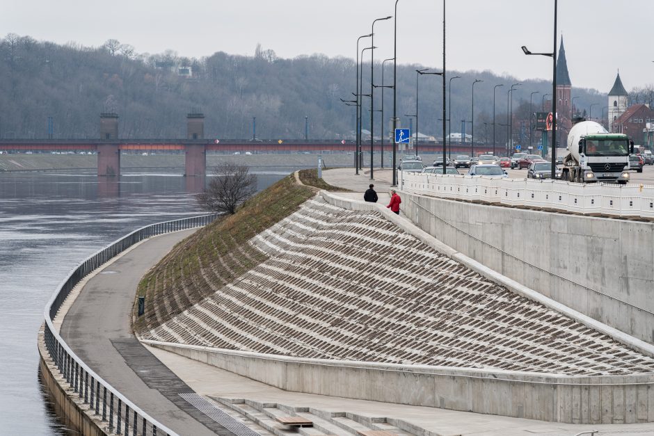 Nauja pasivaikščiojimų erdvė: „Mokslo salą“ jau galima apžvelgti nuo stogo