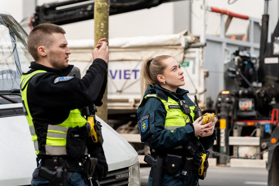 Darbo inspekcija dėl incidento Laisvės alėjoje pradėjo tyrimą: įžvelgia pažeidimų