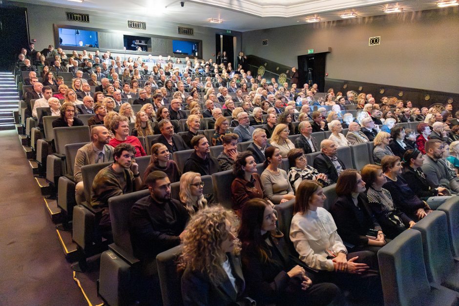 NKDT 104-ąjį gimtadienį vainikavo „Auksinių teatro rūtos šakelių“ apdovanojimai ir koncertas