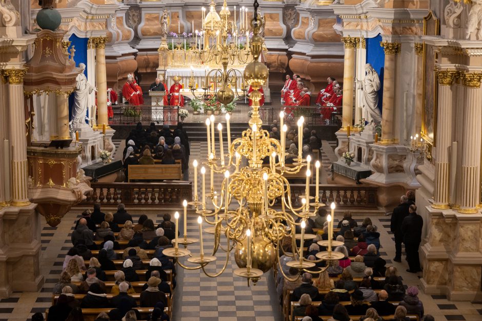 Seserų benediktinių jubiliejus: kviečia džiaugtis kartu