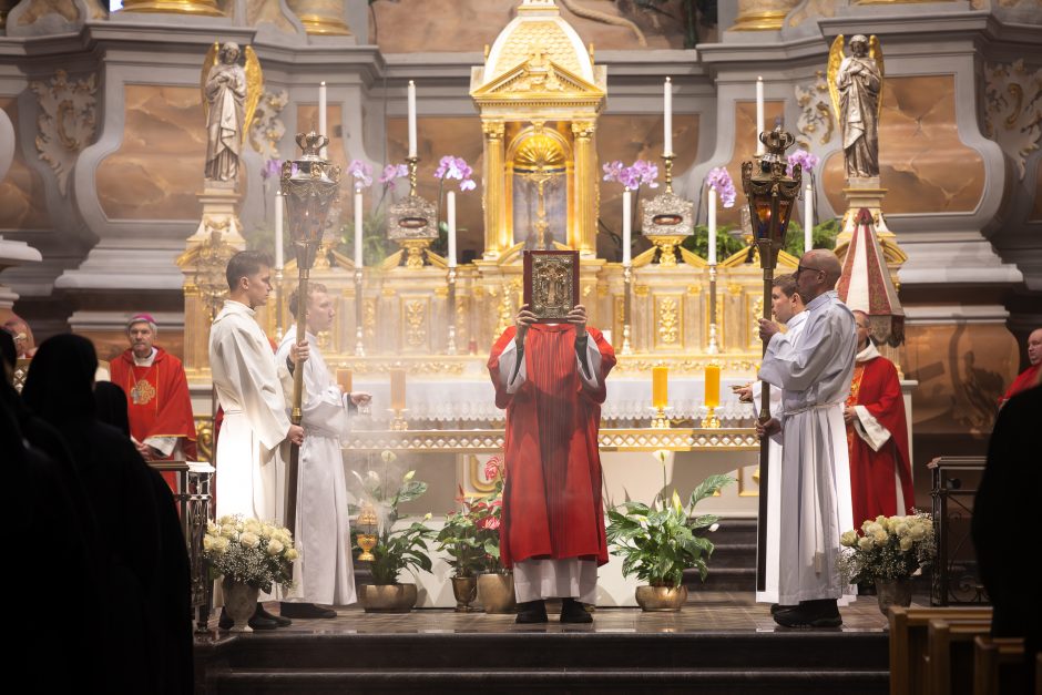 Seserų benediktinių jubiliejus: kviečia džiaugtis kartu