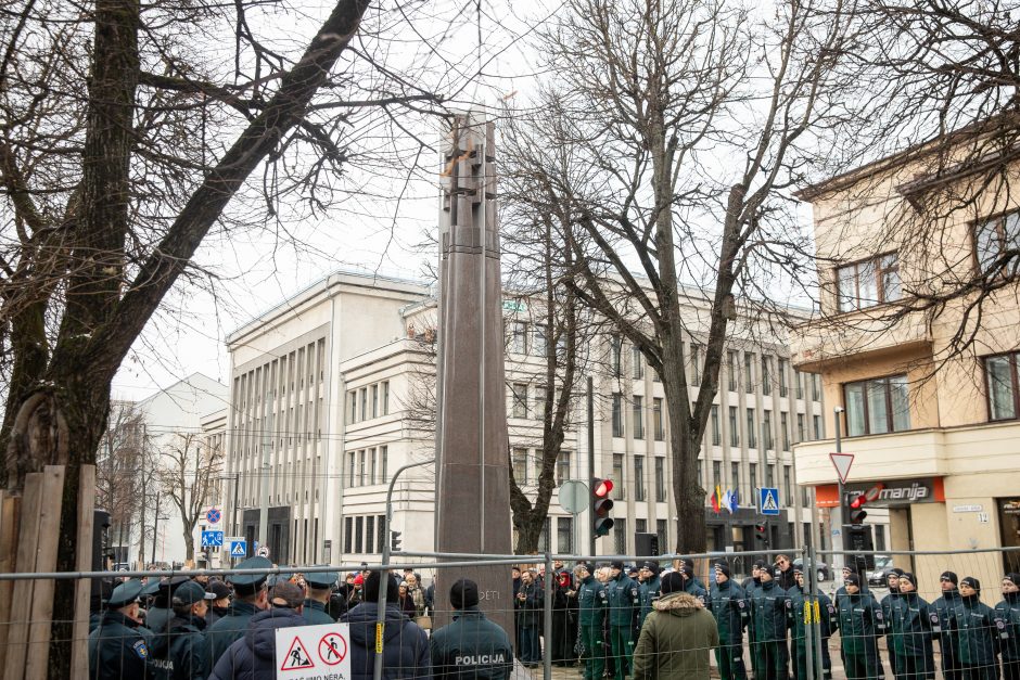 Kauno meras apie obeliską: buvę ir esami pareigūnai – tikrai laimingi