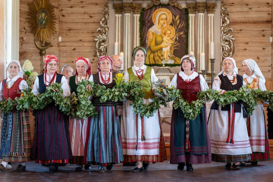 Žolinė Rumšiškėse: nuo pievų puokščių, iki kelionių laiku