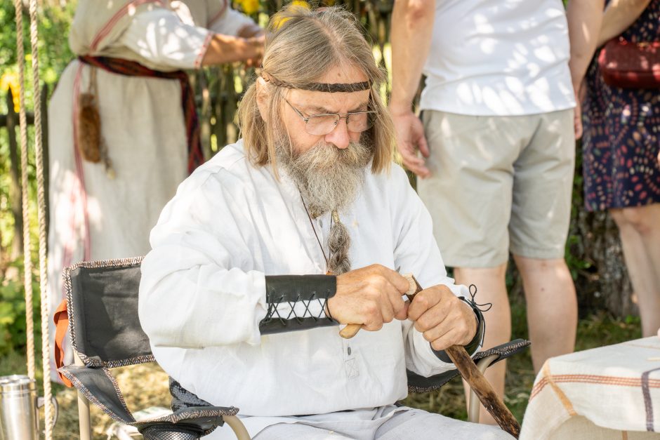 Žolinė Rumšiškėse: nuo pievų puokščių, iki kelionių laiku