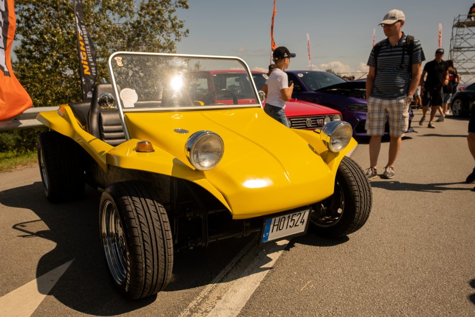 „Memel Motor Fest“ išskirtinių automobilių paroda Palangoje