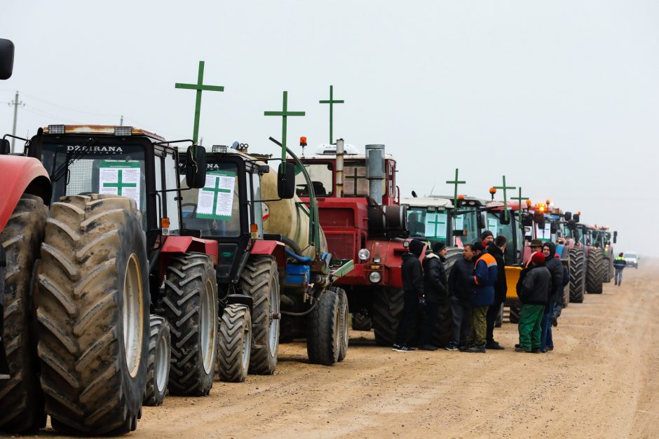 Lietuvos ūkininkai kyla į protestą: traktoriai važinės ir Vilniuje