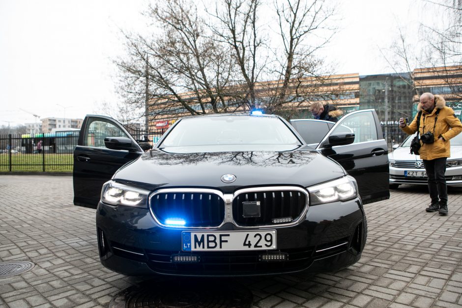 Pamatę naują pareigūnų BMW nustėro: filmuos „Cobra 11“?