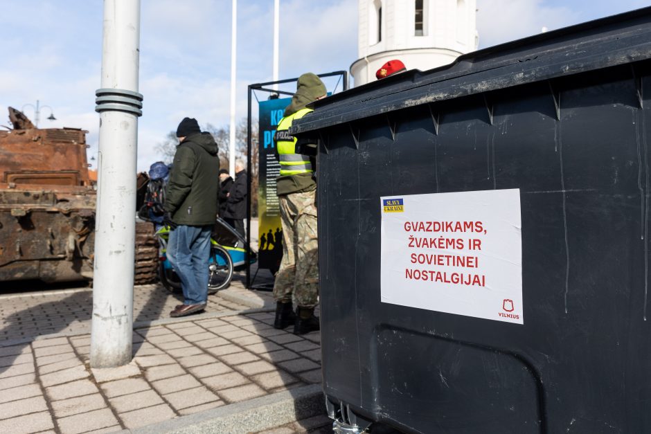 G. Nausėda apie provokacijas prie rusų tanko: jo reikėjo, kad pamatytume „vatinukus“