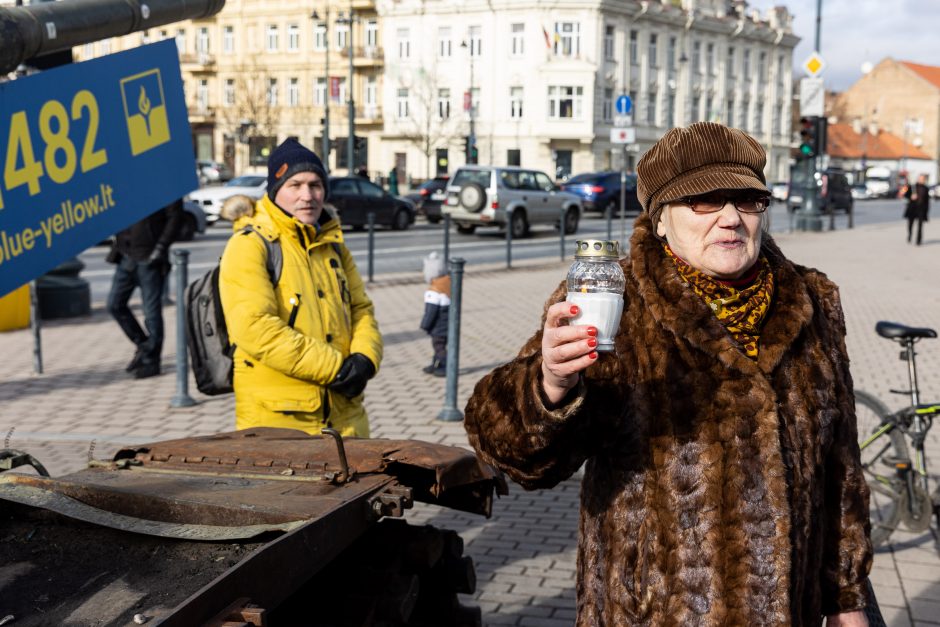 G. Nausėda apie provokacijas prie rusų tanko: jo reikėjo, kad pamatytume „vatinukus“