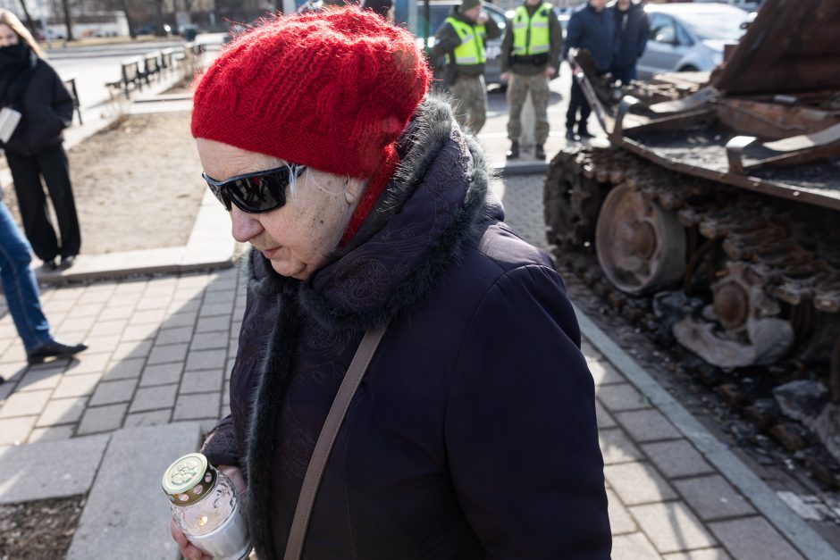 G. Nausėda apie provokacijas prie rusų tanko: jo reikėjo, kad pamatytume „vatinukus“