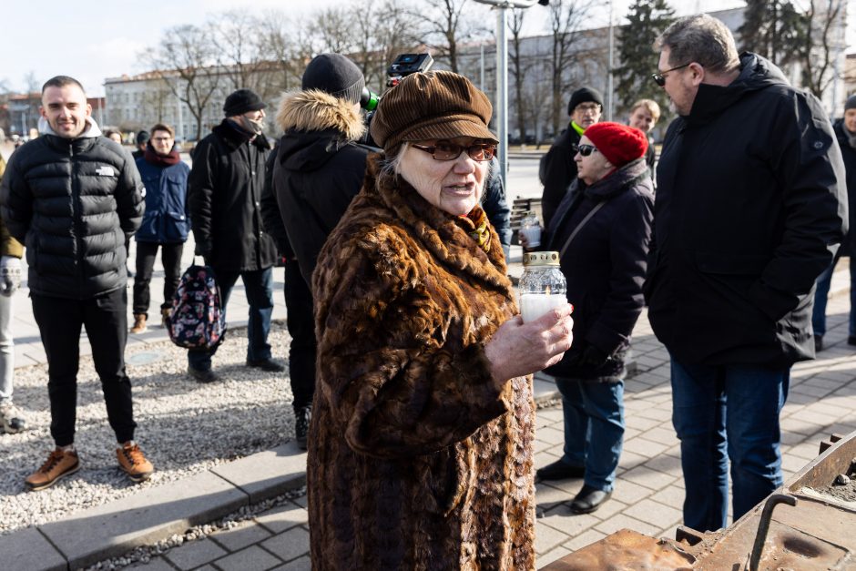 G. Nausėda apie provokacijas prie rusų tanko: jo reikėjo, kad pamatytume „vatinukus“