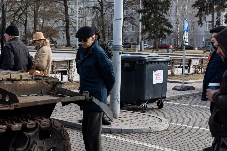 G. Nausėda apie provokacijas prie rusų tanko: jo reikėjo, kad pamatytume „vatinukus“