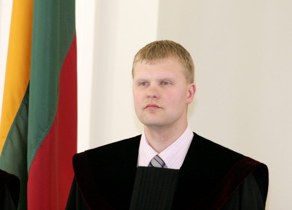 Teisėjų taryba patarė papirkimo byloje nuteisto Kauno teisėjo atleidimui