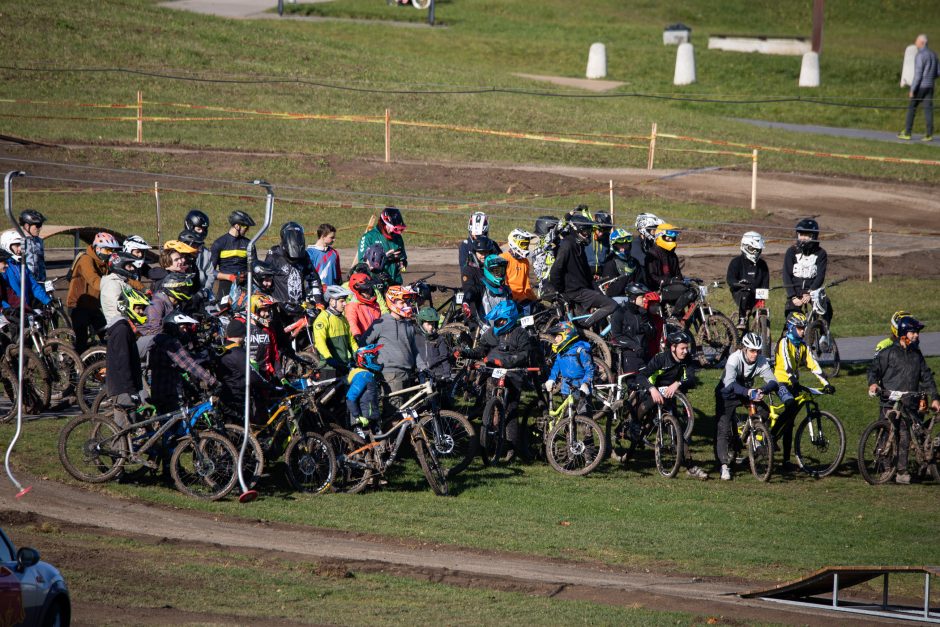 Jonavoje atidarytas profesionalus kalnų dviračių parkas