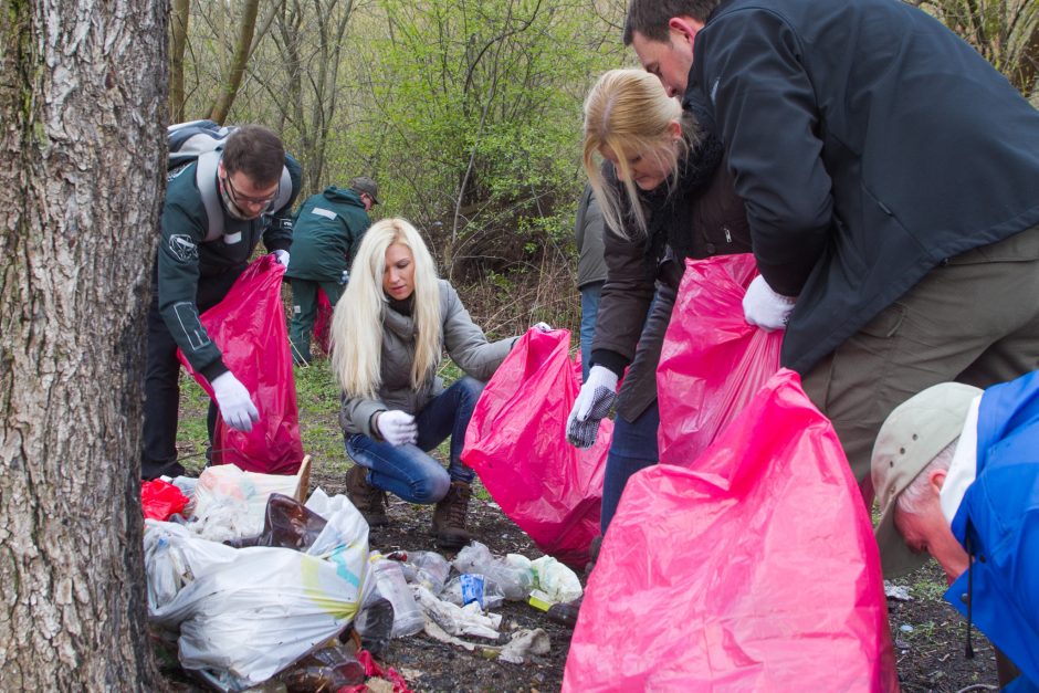 Akcija „Darom“ šiemet ragina ne tik rinkti šiukšles, bet jas rūšiuoti ir priduoti