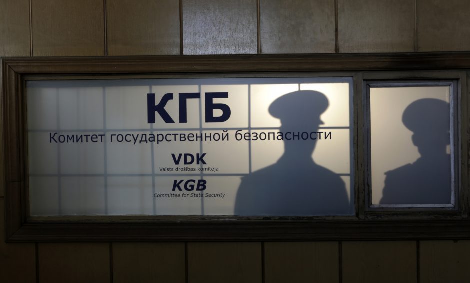 Aiškinsis, ar atsakingai buvo išviešintos KGB agentų pavardės