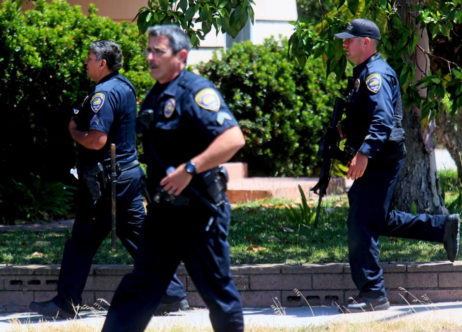 JAV policija sulaikė 17-metį, įtariamą nužudymu per protestus Kenošos mieste