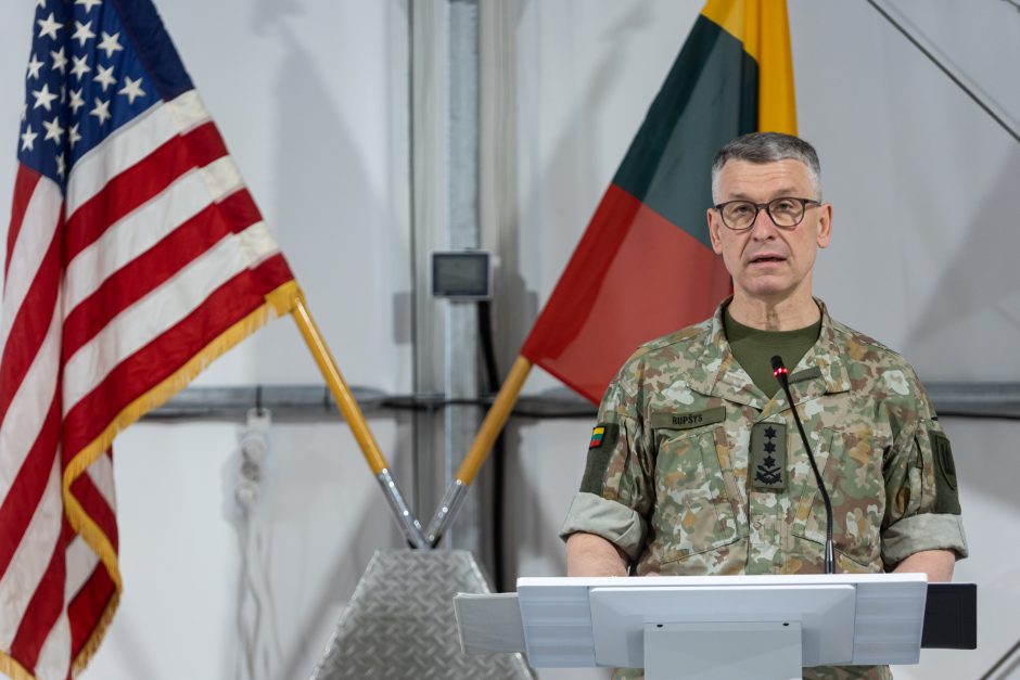 Ambasadorius: tarnybą JAV kariai Lietuvoje tęs bent devynis mėnesius