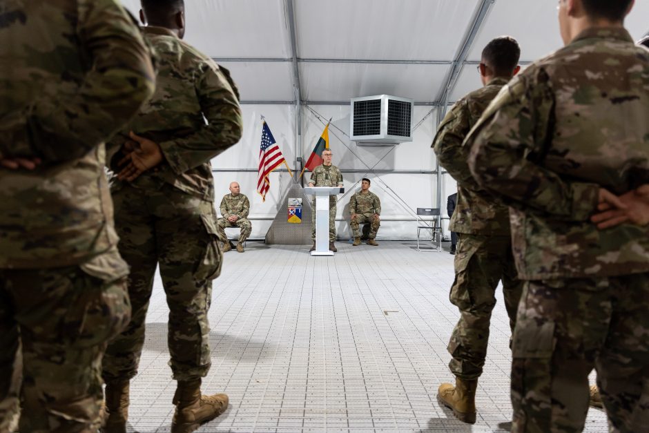 Ambasadorius: tarnybą JAV kariai Lietuvoje tęs bent devynis mėnesius