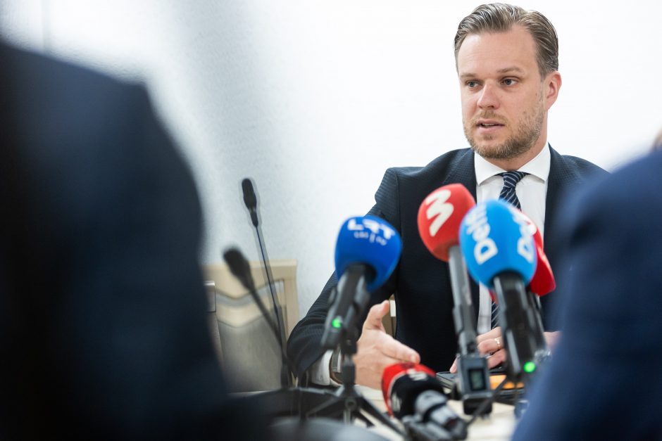 Opozicija inicijuoja interpeliaciją G. Landsbergiui: įtariame, kad yra slepiama informacija