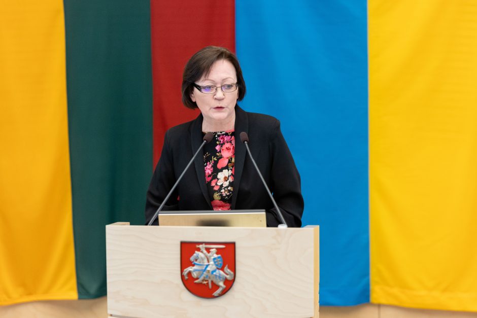 VRK pirmininkė J. Petkevičienė atsakinėjo į Seimo narių klausimus 