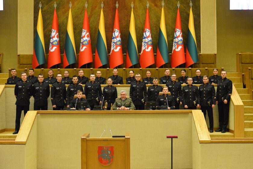 Seime kariūnams bus pristatyta parlamento gynyba per Sausio įvykius