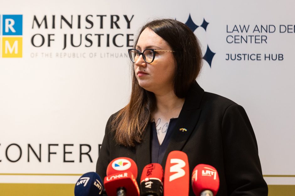 E. Dobrowolska: TBT arešto orderis V. Putinui rodo, kad teisingumas yra neišvengiamas
