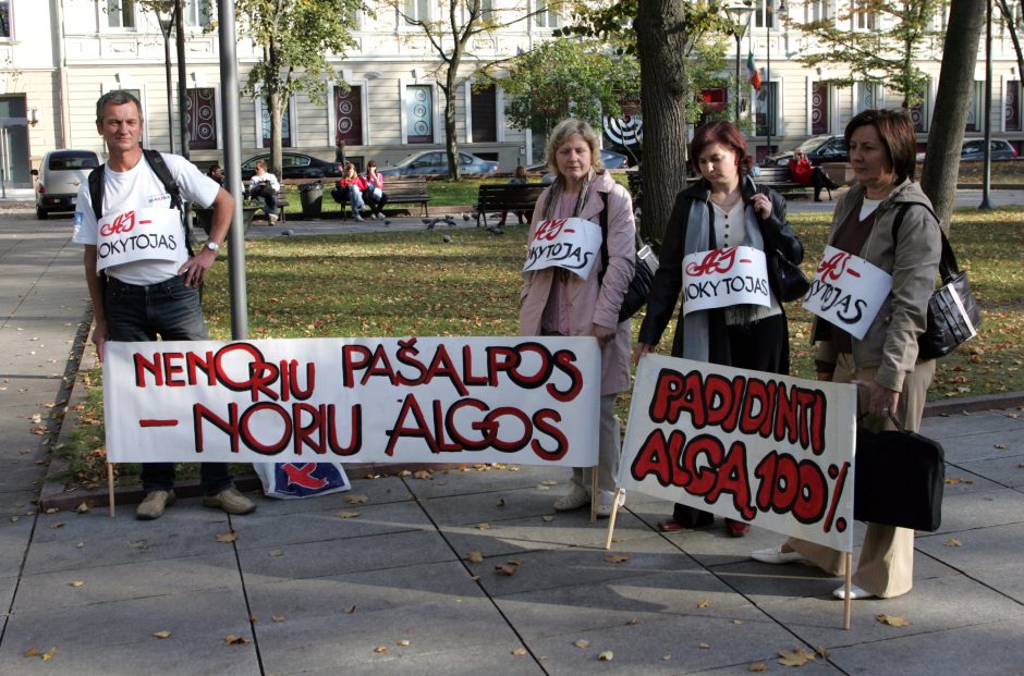 S. Skvernelis: mokytojų algų apmokėjimo tvarkai priešinasi nekompetentingi vadovai