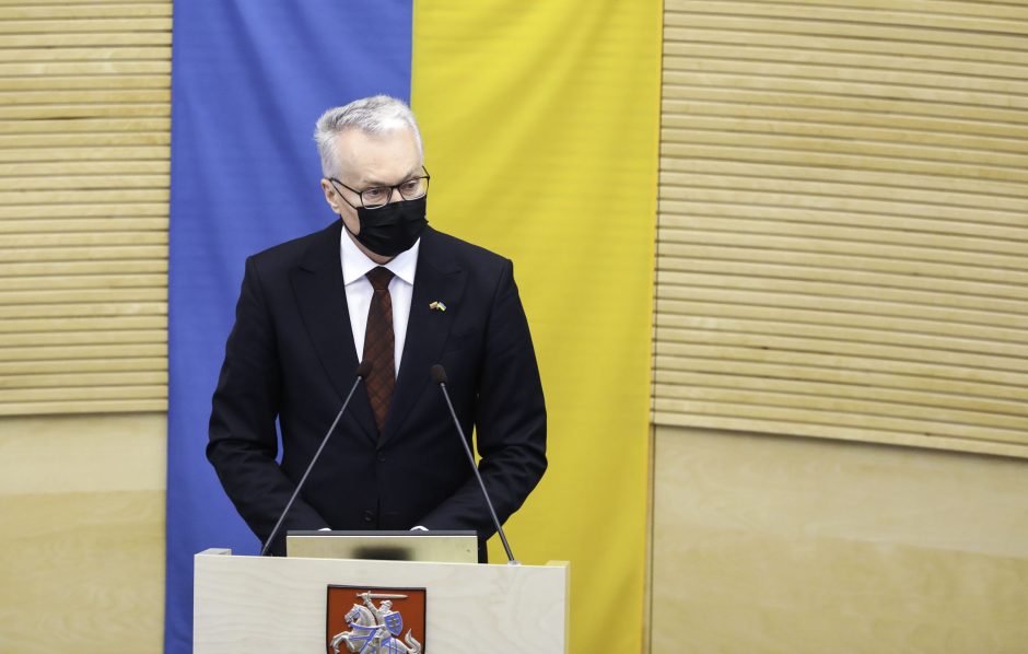 Šalies vadovai ragina politikus susitelkti dėl Ukrainos, stiprinti šalies gynybą