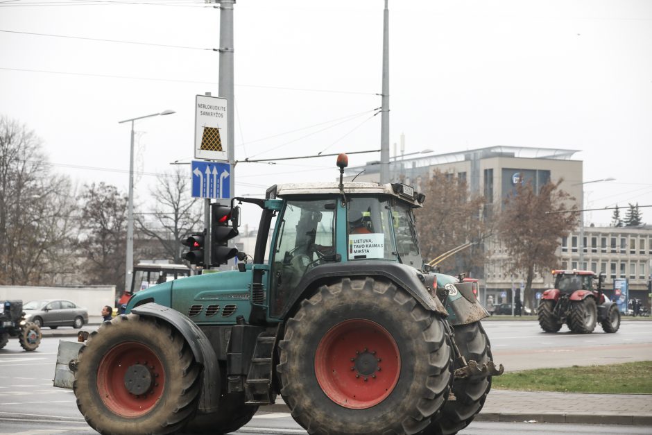 Lietuvos ūkininkai kyla į protestą: traktoriai važinės ir Vilniuje