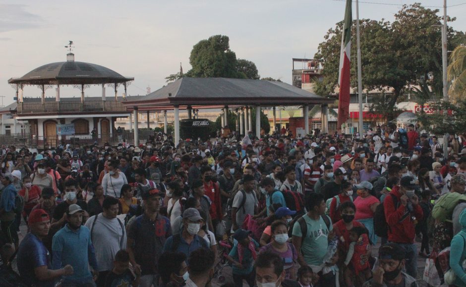Meksikoje Jungtinių Valstijų link pajudėjo migrantų karavanas