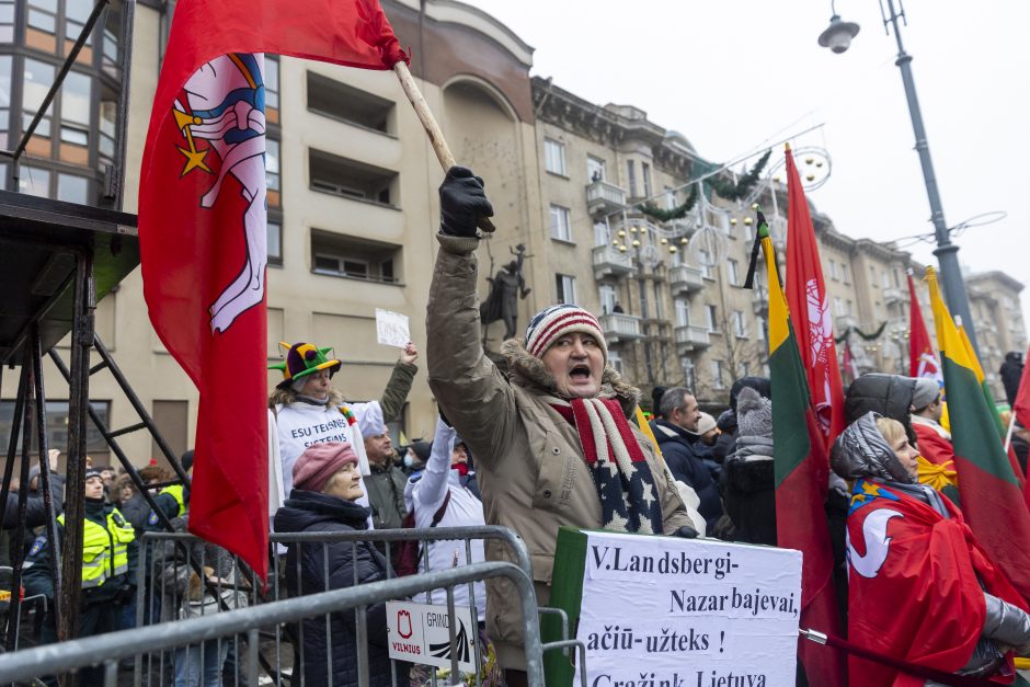 Per Sausio 13-osios minėjimą protestavusiems asmenims – administracinės bylos