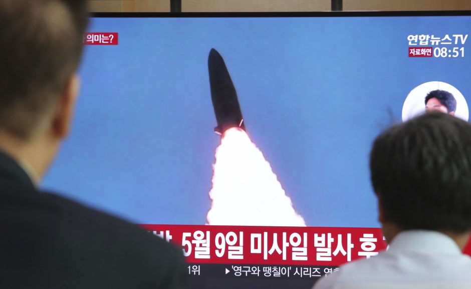 Supykusi Šiaurės Korėja paleido dvi trumpo nuotolio raketas