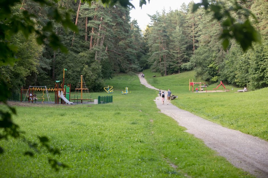 Sostinės mažiesiems – 50 naujų vaikų žaidimo aikštelių