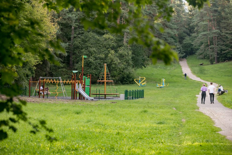 Sostinės mažiesiems – 50 naujų vaikų žaidimo aikštelių