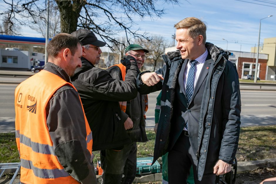 Skelbia, kad mobilus viruso patikros punktas Vilniuje šįvakar jau veiks