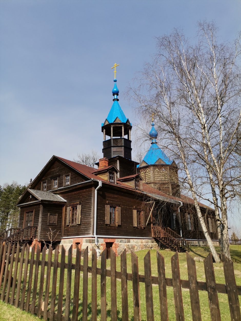 Į keliones po Lietuvą – apleistų dvarų ir cerkvių pėdsakais