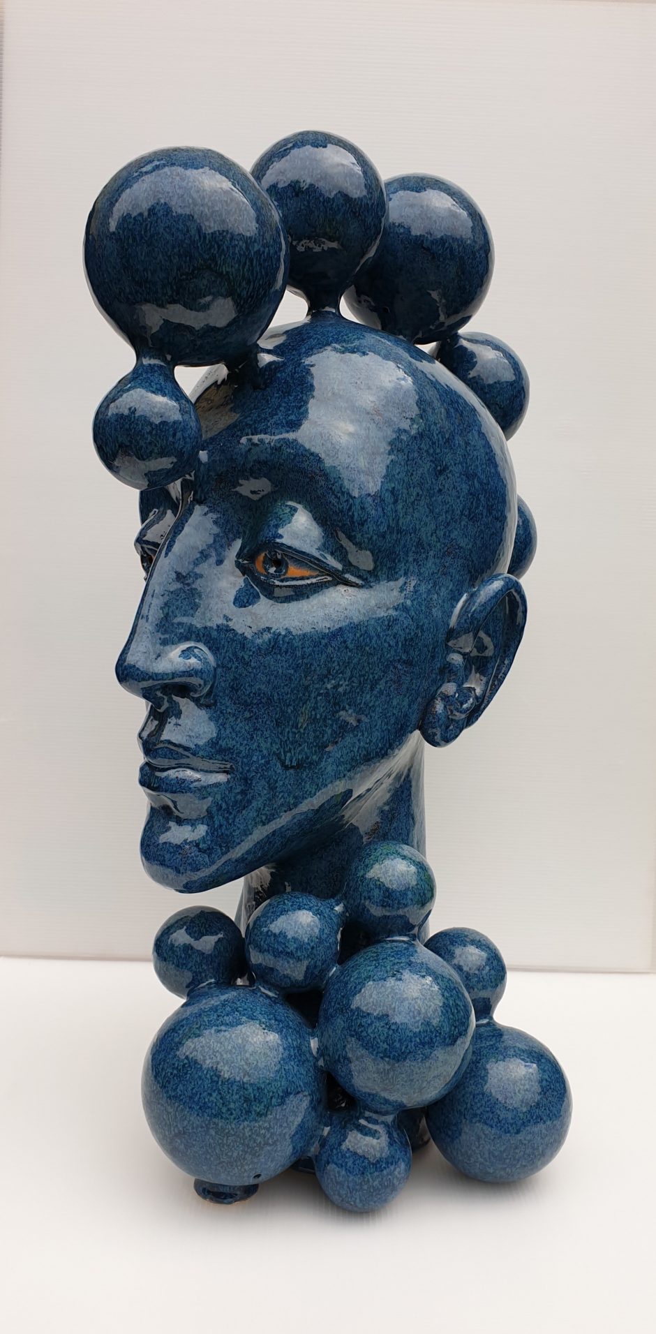Keramikės K. Dzimidavičienės kūrybos formulė: praeitis, poezija ir gamtos stichijos