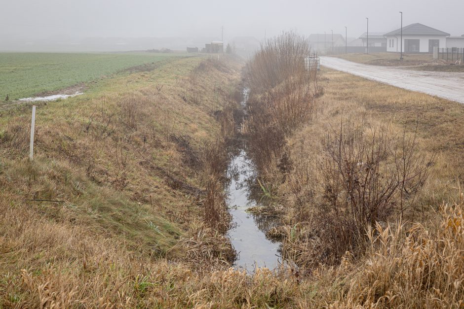 Naujakurių bėda – mįslingas vamzdynas