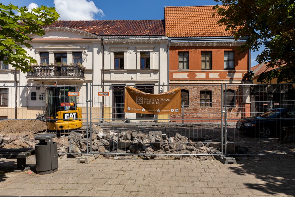 Rotušės aikštėje pluša archeologai: ko ieško?