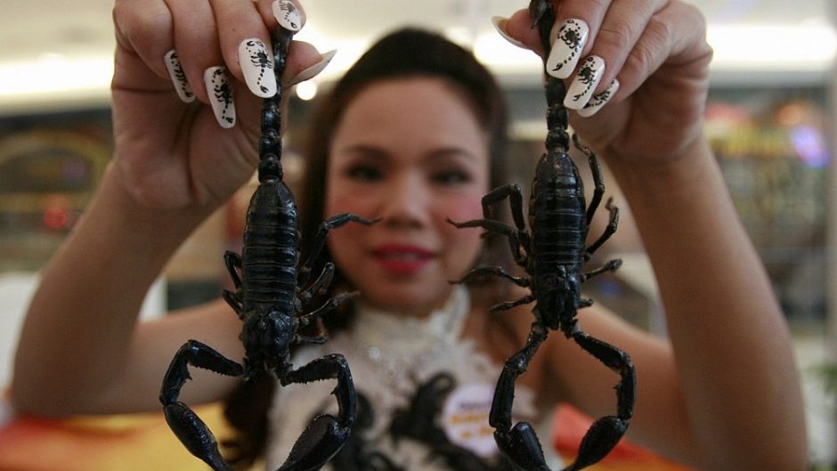 Nauja mada: Meksikoje manikiūras puošiamas skorpionais