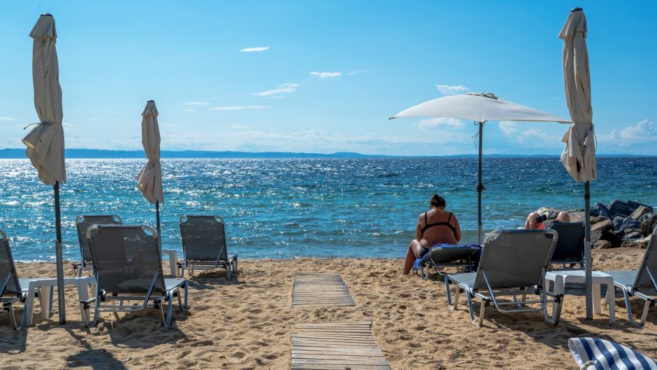 Koronaviruso vasaros banga Graikijoje: pavojingiausi – turistiniai regionai